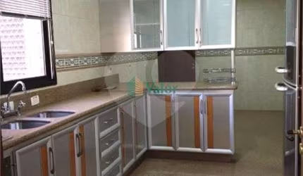Apartamento-São Carlos-Centro | Ref.: REO628651