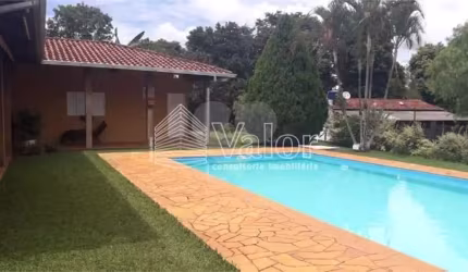 Chácara com 2.400m²