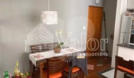 Apartamento com 2 dormitórios