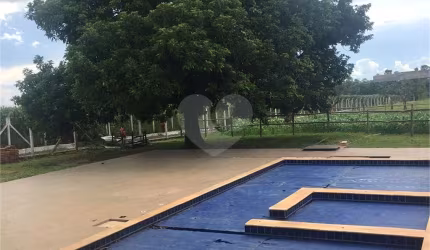 Chácara no Condomínio Itaipu