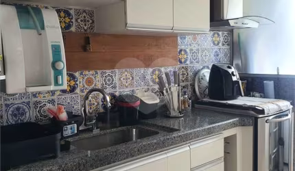 Duplex no Condomínio Monte Dore