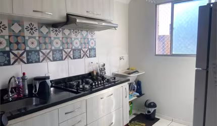 Apartamento no Condomínio Monte Olimpo.