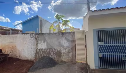 Terreno com 165,0 m² .