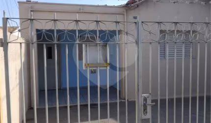 Casa térrea na Vila Prado .