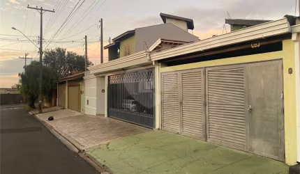 Casa de 2 dormitórios no Bairro Boa Vista