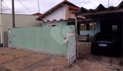 Casa térrea para venda.