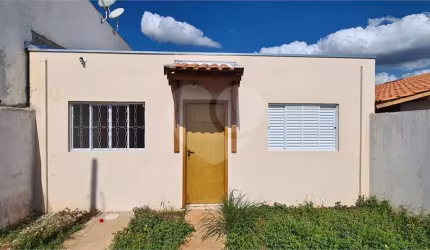 Casa térrea na Vila Faria .