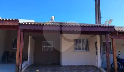 Casa térrea no Condomínio Flamboyant II .