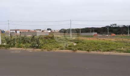 Terreno no Arcoville.