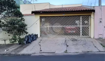 Casa térrea no Jardim Acapulco
