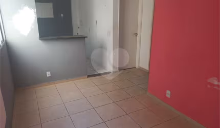 Apartamento no Condomínio Mont Royal