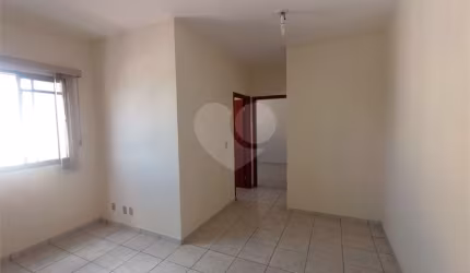 Apartamento no Condomínio Residencial Ana Paula.