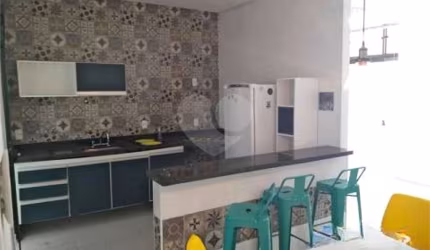 Casa térrea no Jardim Nossa Senhora Aparecida.