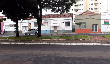 Terreno na Vila Prado, com .1217,62 m² de área total.