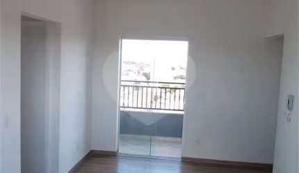 Apartamento com 2 dormitórios.