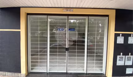 Salão Comercial para locação na Vila Prado .