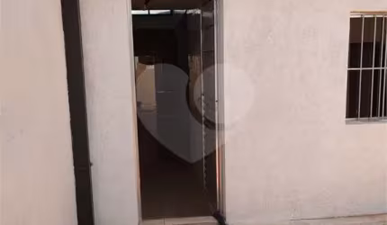 Casa térrea na Vila Lutfalla