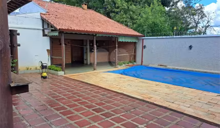 Casa térrea no Centro