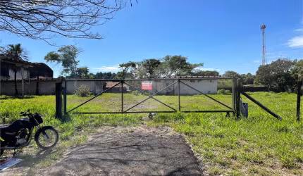 Terreno no Jardim Jockey Clube