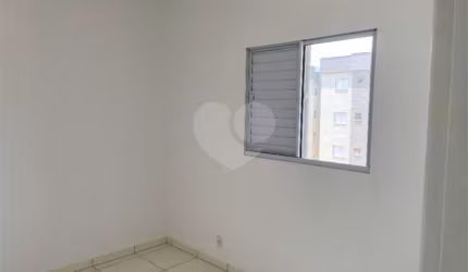 Apartamento no Condomínio Residencial Vila das Orquídeas.