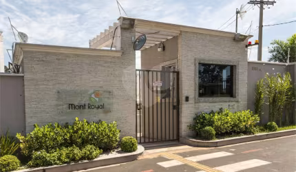 Apartamento no condomínio Monte Royal