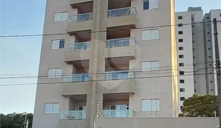 Apartamento para venda ou locação no Edifício Amsterdam Residence em Araraquara/SP