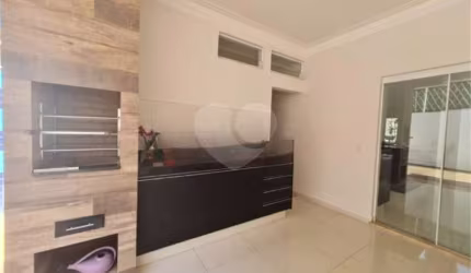 Casa em condomínio - Bosque São Carlos