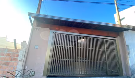 Casa para venda localizada no Jardim Medeiros