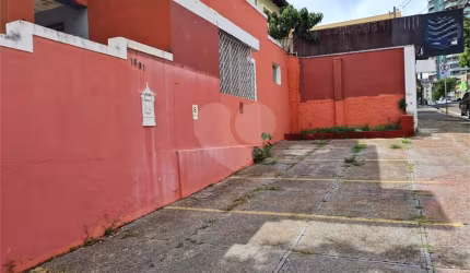 Casa Comercial no Centro