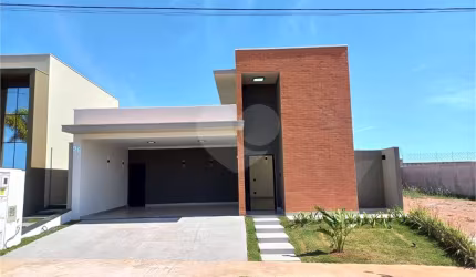 Casa térrea para venda no condomínio fechado Parque Faber Castell IV