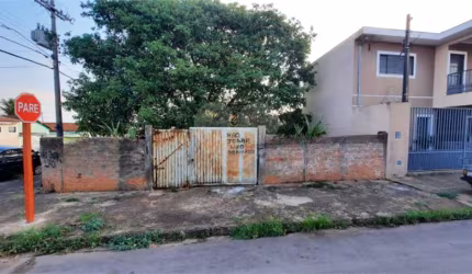 Terreno no Jardim Beatriz.