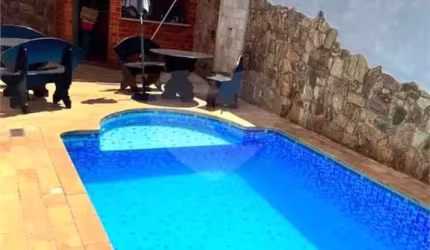 Vende-se maravilhosa casa no Jardim Acapulco - São Carlos