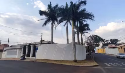 Casa para venda na Vila Carmem