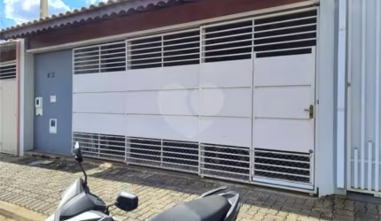 Casa térrea para venda na Vila Costa do Sol