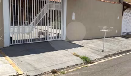 Casa térrea para venda no Residencial Itamarati.