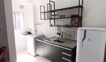Apartamento mobiliado para venda e locação no Condomínio Residencial Vila das Flores
