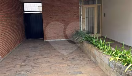 Sobrado residencial/comercial para venda ou locação no Jardim Paraíso
