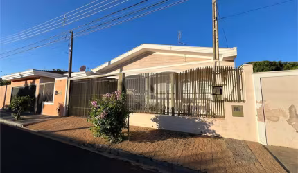 Casa-São Carlos-Parque Fehr | Ref.: REO628529