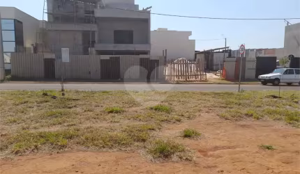 Lote de 312,30 m² à Venda no Condomínio Fechado Monte das Araucárias - São Carlos