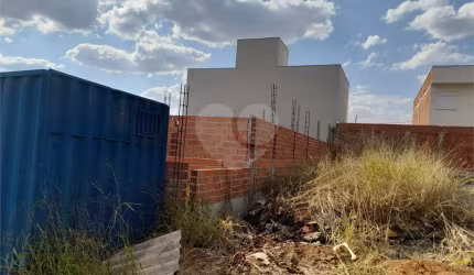 Casa à Venda no Residencial Arcovile - em construção
