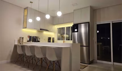 Casa à Venda no Arcoville - Completa e Confortável