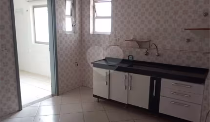 Apartamento à venda no Edifício Rosa de Prata - Centro de São Carlos
