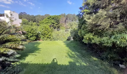 Terreno à Venda em Samambaia