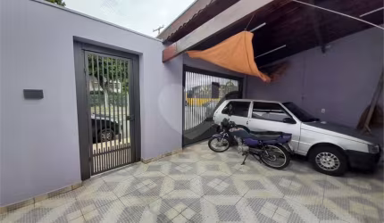 Excelente oportunidade de compra! Casa bem localizada na Vila Prado