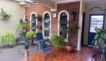 Casa à Venda no Jardim Bandeirantes
