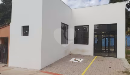 Imóvel Comercial na Rua Miguel Petroni – Localização Estratégica em Frente ao Campus da USP 1