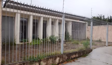 Casa à venda próxima à Santa Casa – Ideal para clínica ou consultório!
