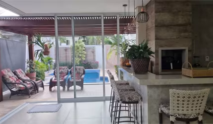 Casa de Alto Padrão à Venda no Damha I – Sofisticação e Conforto