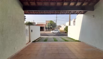 Casa à Venda no Residencial Eldorado - São Carlos
