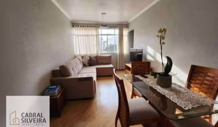 Apartamento com 2 dormitórios à venda, 75 m² por R$ 700.000,00 - Moema - São Paulo/SP